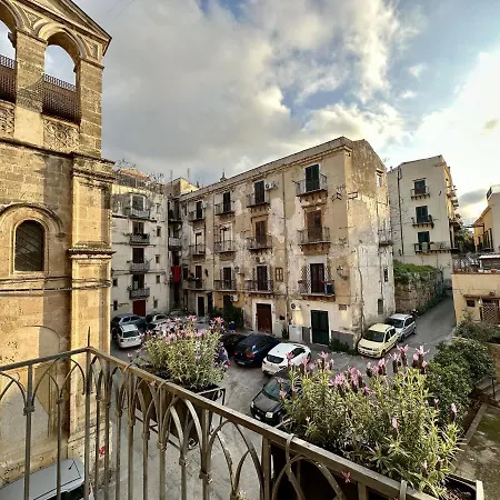 Casa Guilla_alla Cattedrale *